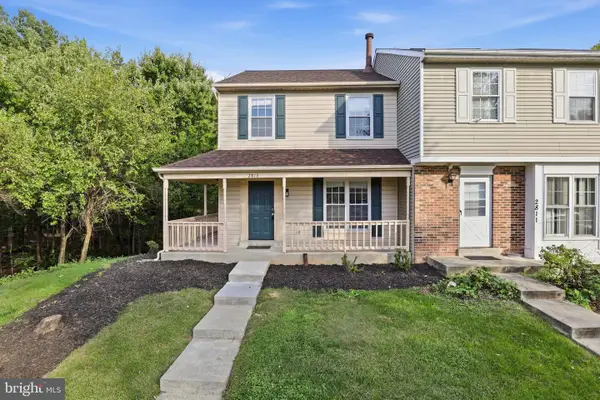 2813 Mueserbush Ct, GLENARDEN, MD 20706