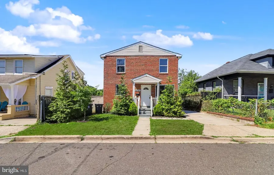 4203 Shell St, Capitol Heights, MD 20743 - #2