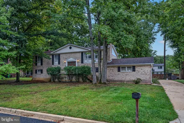702 Gleneagles Dr, FORT WASHINGTON, MD 20744