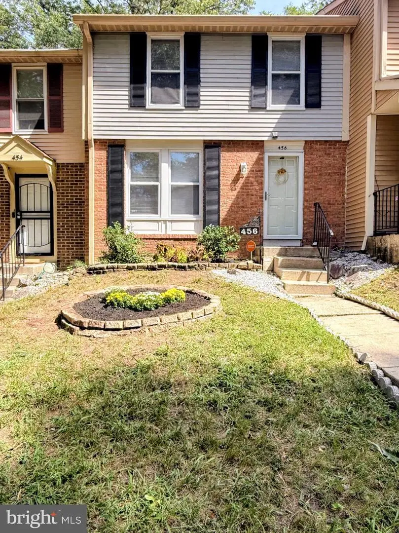 456 Shady Glen Dr, Capitol Heights, MD 20743 - #2
