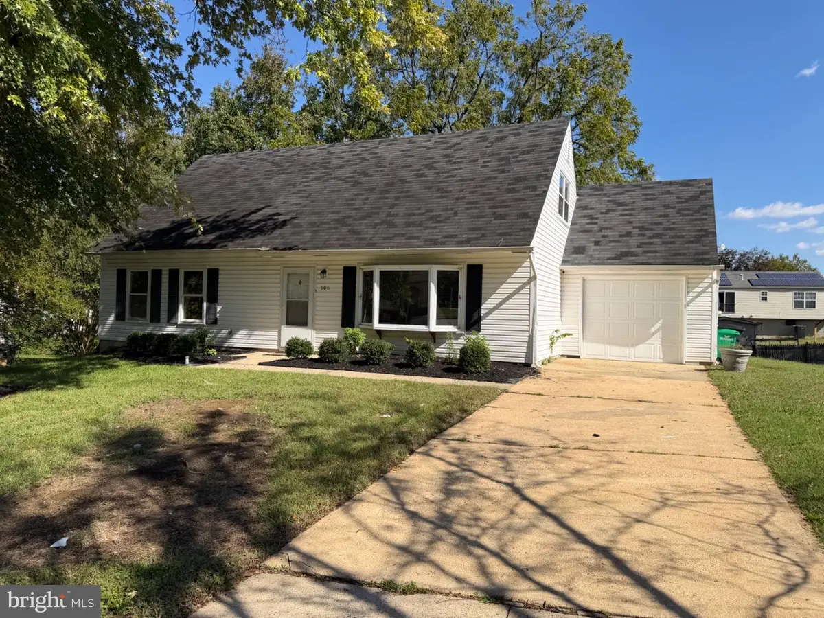 606 Pearse Ln, Upper Marlboro, MD 20774 - #1