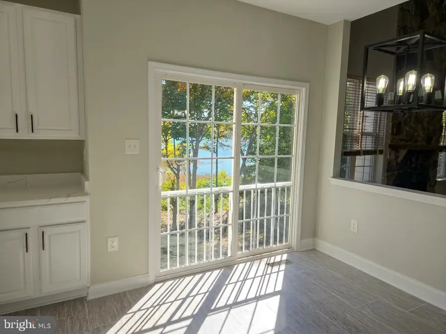 404 S Parrot Dr, Fort Washington, MD 20744 - #3