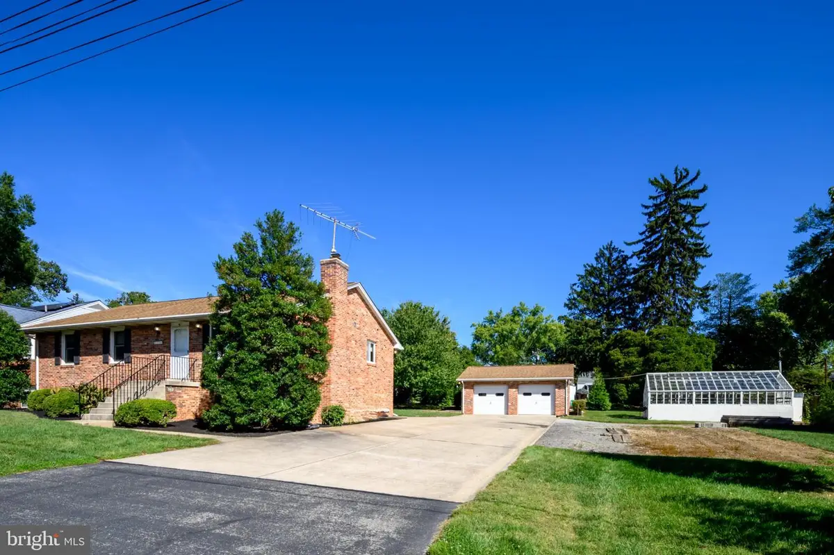 4806 Garrett Ave, Beltsville, MD 20705 - #1