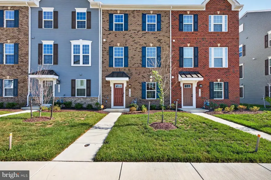 16108 Meadow Glenn Dr, Bowie, MD 20716 - #3