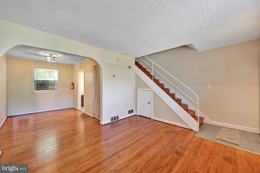 2711 Iverson St #65, Temple Hills, MD 20748 - #2