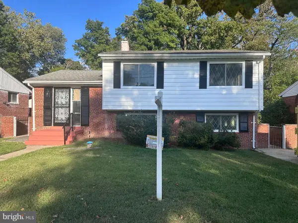 6117 Balfour Dr, HYATTSVILLE, MD 20782