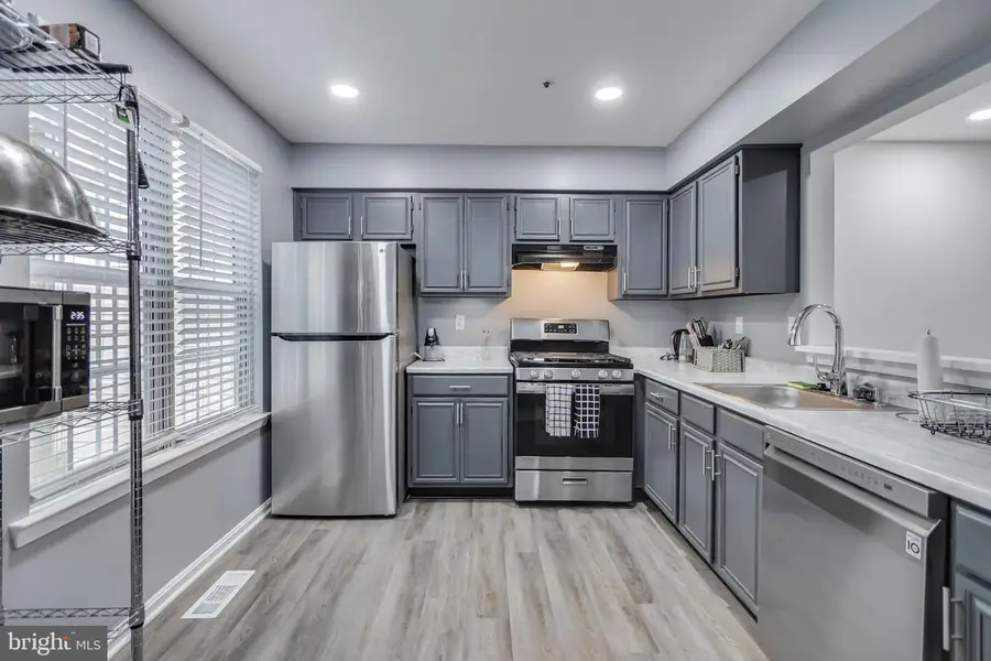 3421 Wood Creek Dr, Suitland, MD 20746 - #2