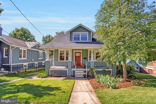 5602 40th Ave, HYATTSVILLE, MD 20781