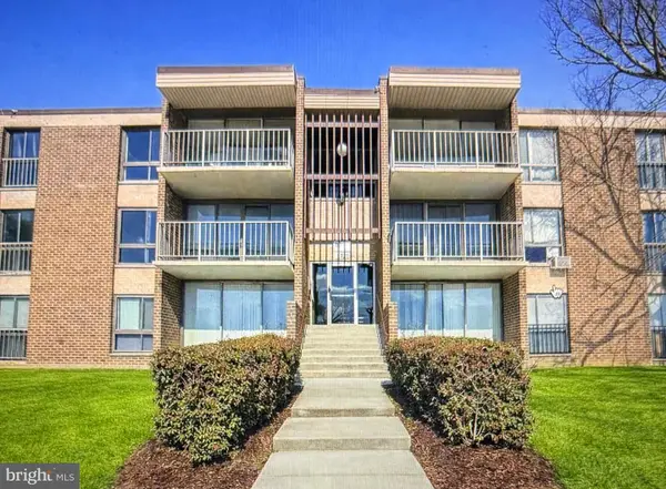 7975 Riggs Rd Rd #4, HYATTSVILLE, MD 20783