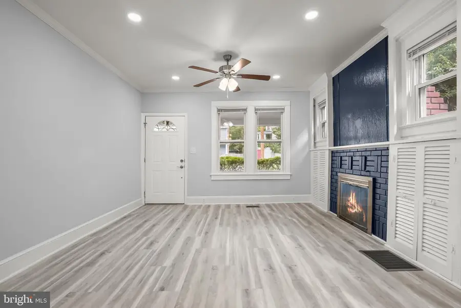4017 Ingraham St, Hyattsville, MD 20781 - #3