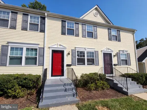 6940 Hawthorne St, HYATTSVILLE, MD 20785