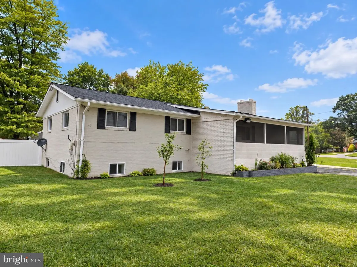 7411 Colchester Dr, Clinton, MD 20735 - #1
