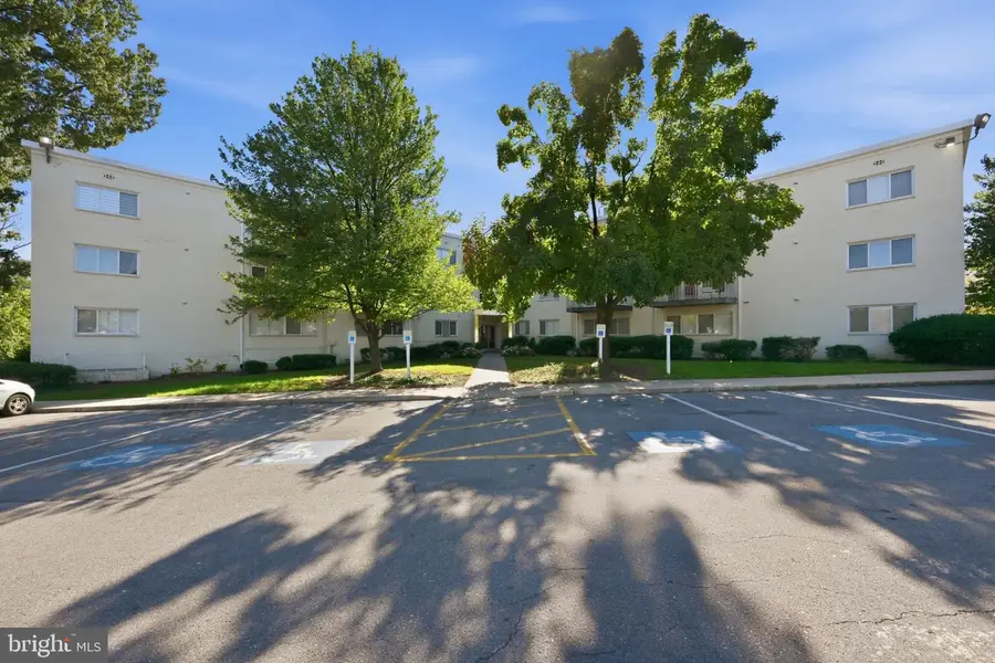 1009 Chillum Rd #412, Hyattsville, MD 20782 - #3