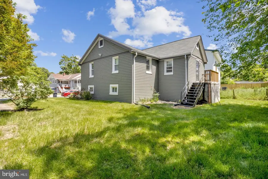 6105 Kolb St, Fairmount Heights, MD 20743 - #3