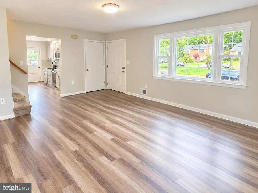 3729 Warner Ave, Hyattsville, MD 20784 - #3