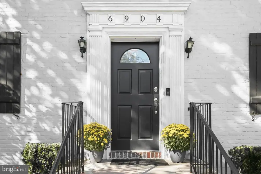 6904 Wake Forest Dr, College Park, MD 20740 - #3