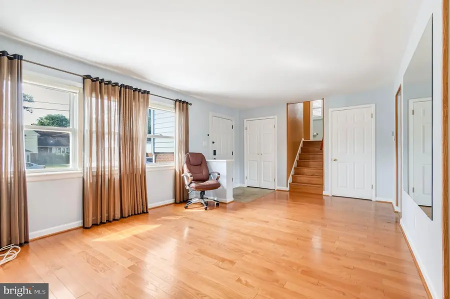 2512 Avalon Pl, Hyattsville, MD 20783 - #3