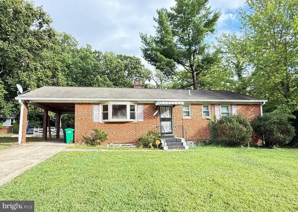 5000 Manor Ct, Oxon Hill, MD 20745 - #1