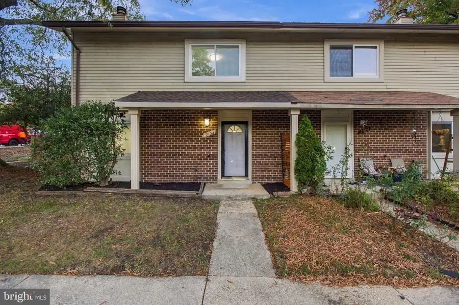 7504 Woodbine Dr, Laurel, MD 20707 - #2