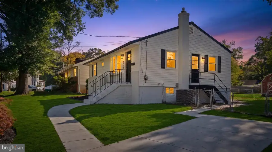 5711 Osage St, College Park, MD 20740 - #2