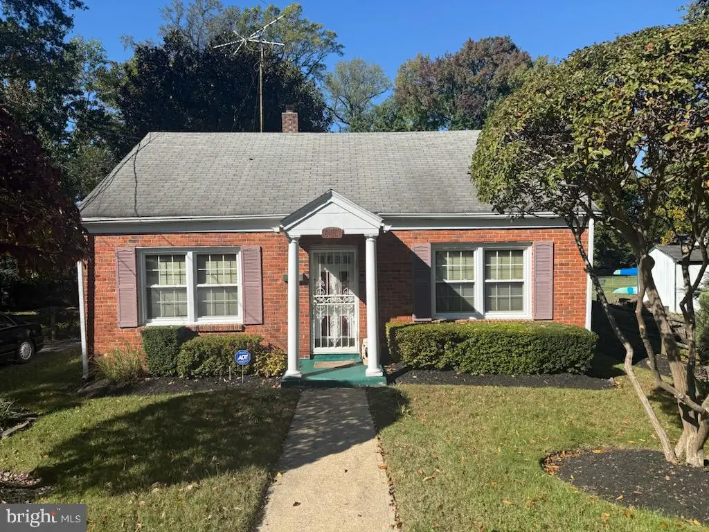 6204 State St, Cheverly, MD 20785 - #1