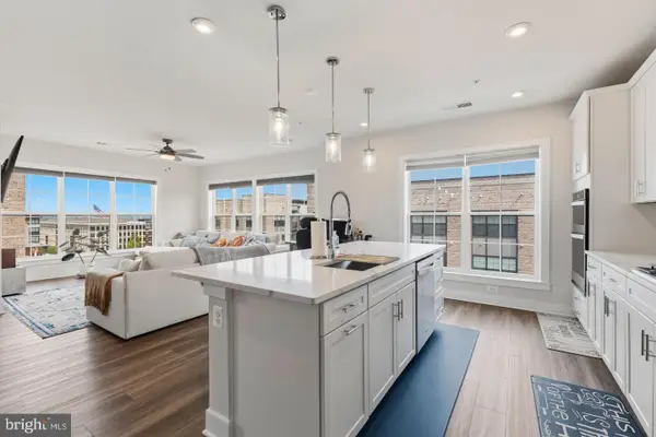 104 Saint Ives Pl #401, NATIONAL HARBOR, MD 20745