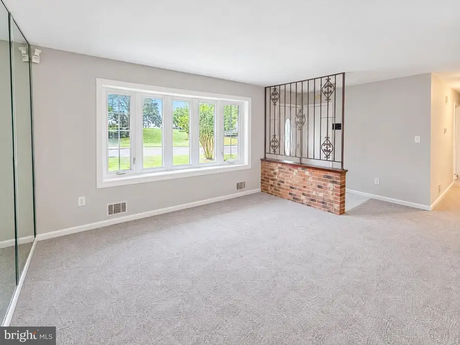 6600 Hallam Dr, Upper Marlboro, MD 20772 - #3