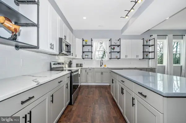 6909 Adel St, CAPITOL HEIGHTS, MD 20743