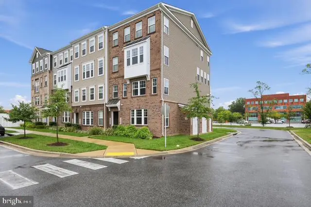 10501 Neil Armstrong Way, Lanham, MD 20706 - #2