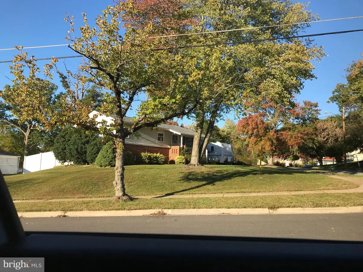 5623 Helmont Pl, Oxon Hill, MD 20745 - #1