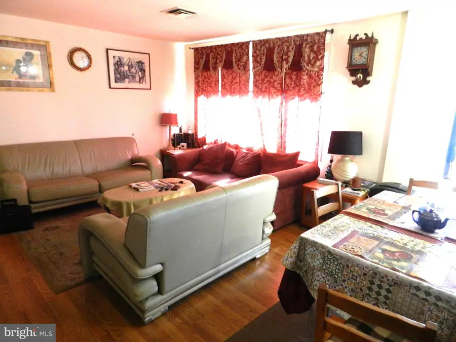 3450 Toledo Ter #418, Hyattsville, MD 20782 - #3