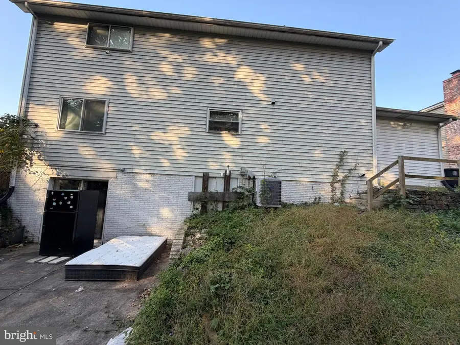5239 Kenstan Dr, Temple Hills, MD 20748 - #3