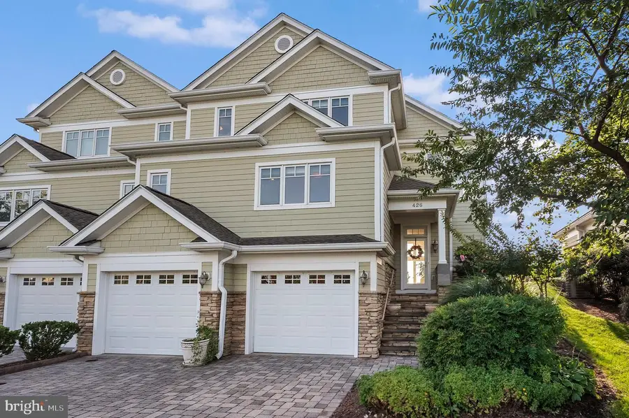 426 Narrows Pointe Dr, Grasonville, MD 21638 - Image #2