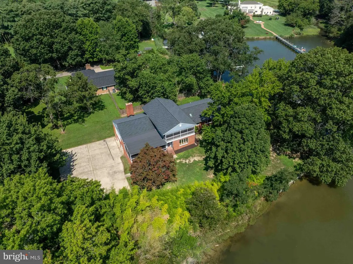 405 Cove Rd, Queenstown, MD 21658 - #1