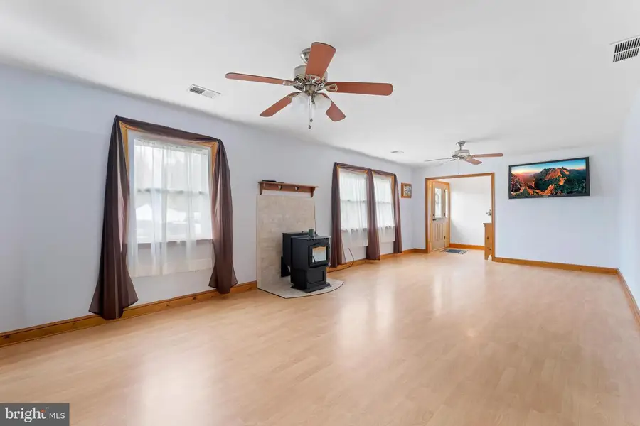 325 Larch Pl, Stevensville, MD 21666 - Image #2