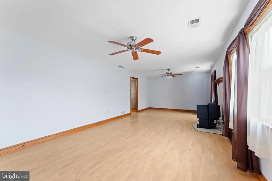 325 Larch Pl, Stevensville, MD 21666 - Image #3