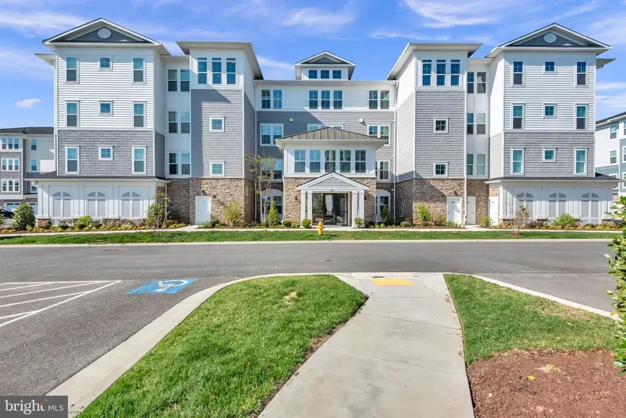 111 Marshgrass Way #21, Chester, MD 21619 - #2