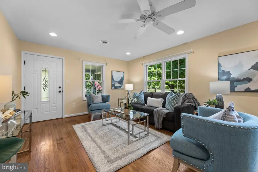 117 Dundee Ave, Chester, MD 21619 - #3