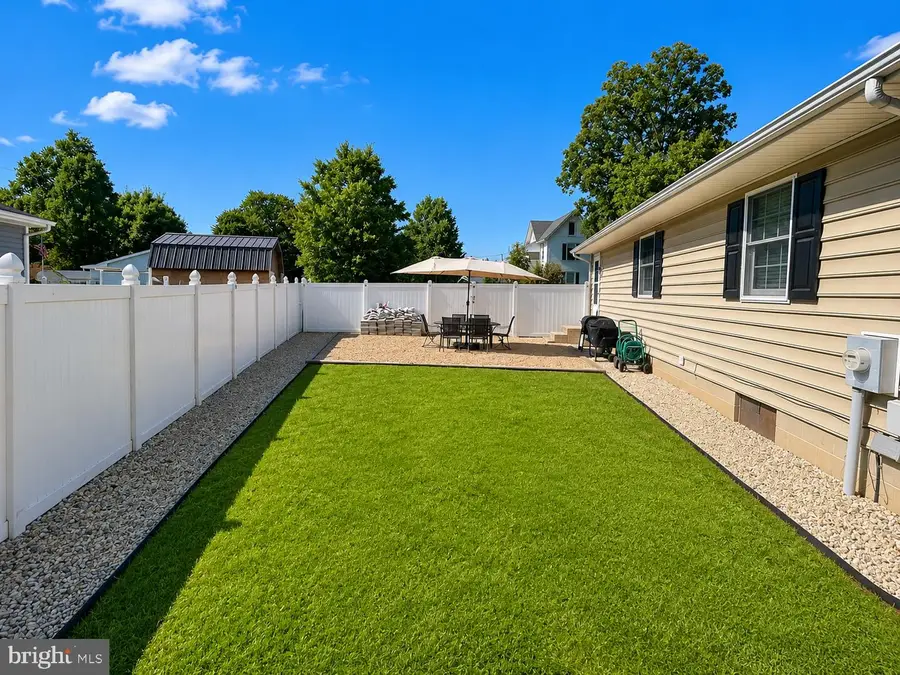458 Railroad Ave, Centreville, MD 21617 - #3