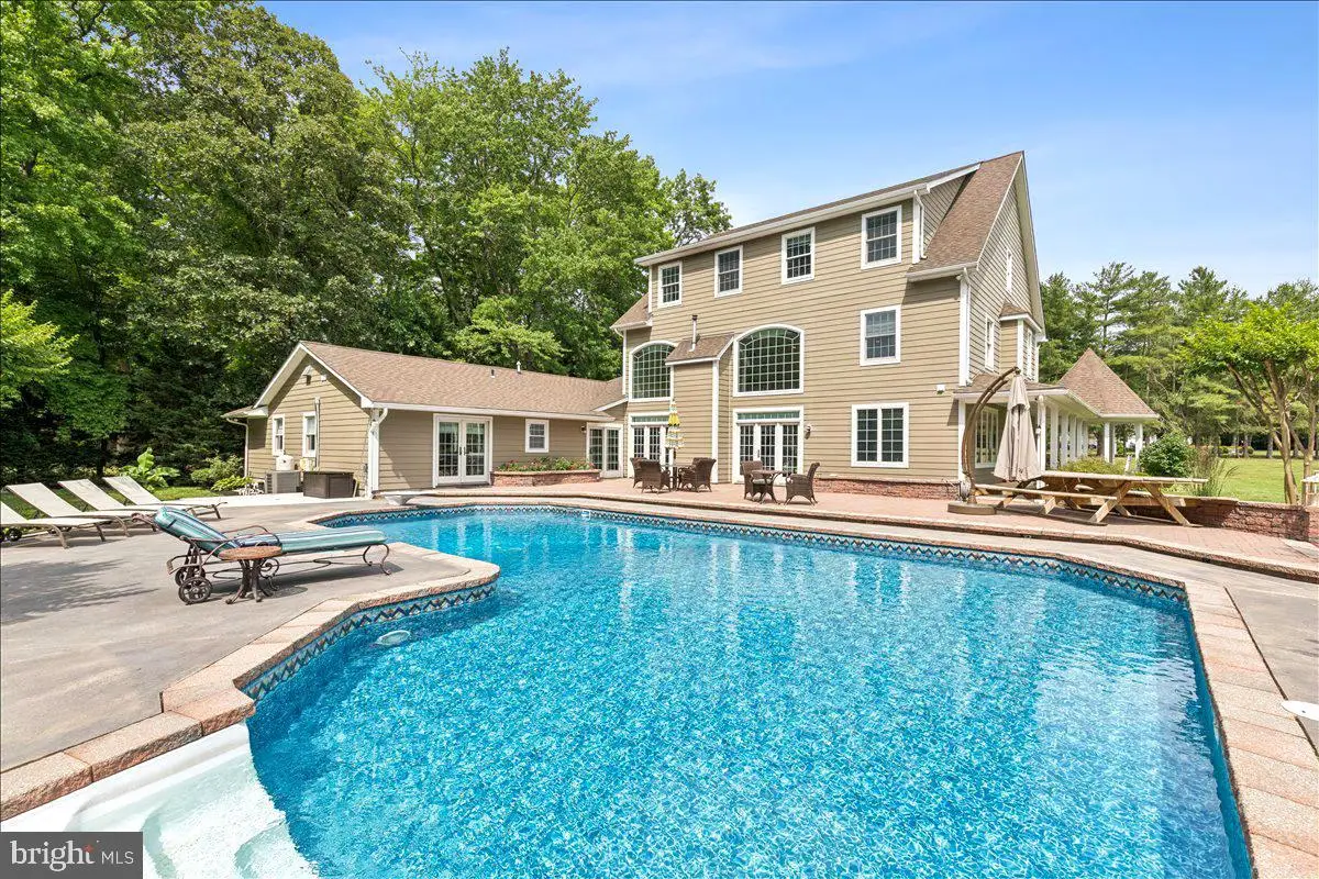 102 Little Neck Rd, Stevensville, MD 21666 - #1