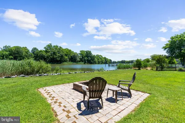 205 Riverside Dr, CHESTER, MD 21619