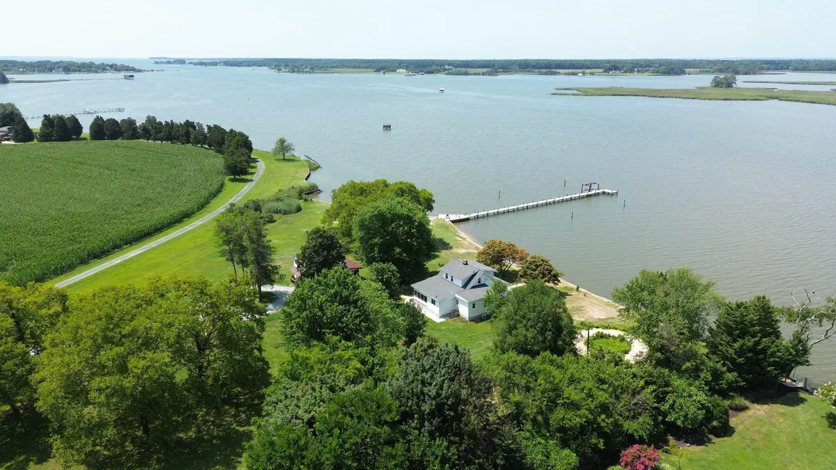 300 Woods Point Rd, Chester, MD 21619 - #1