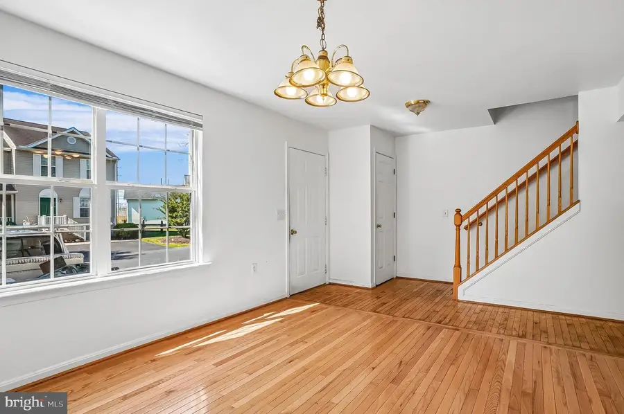 1025 Dundee Ct, Chester, MD 21619 - #2