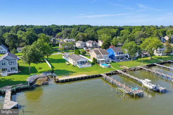 942 Chester River Dr, GRASONVILLE, MD 21638