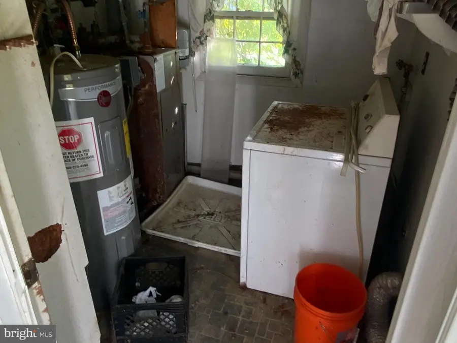 4926 Main St, Grasonville, MD 21638 - #2