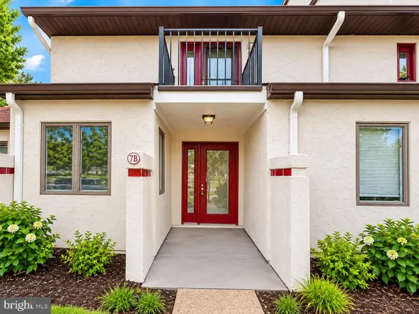 7-b Queen Victoria Way #b, CHESTER, MD 21619