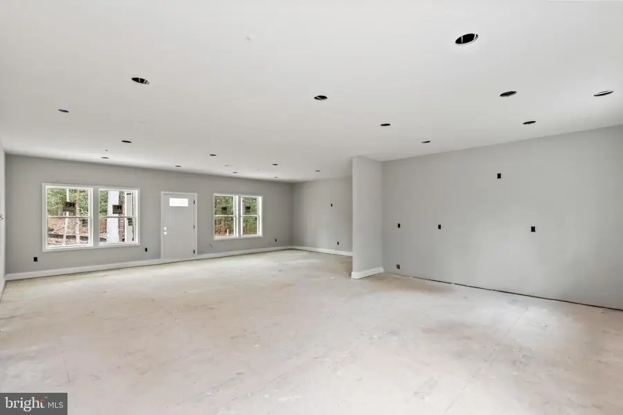 17881 Three Notch Rd, Dameron, MD 20628 - Image #3