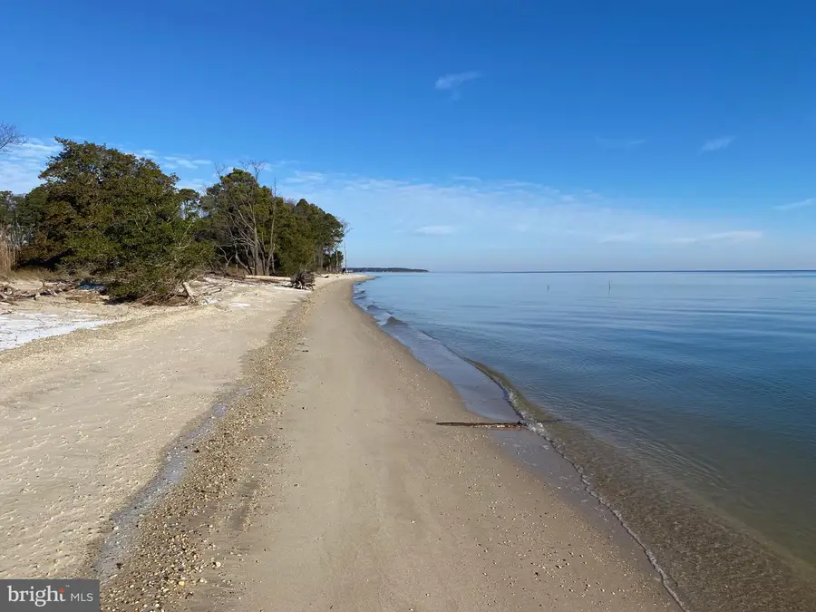 15363 Holly Dr, Scotland, MD 20687 - Image #2