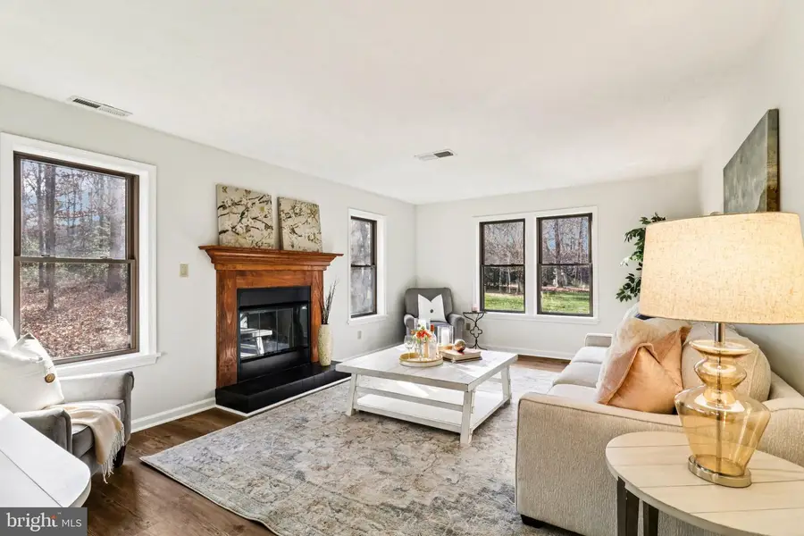 44628 Cedar Ct, California, MD 20619 - Image #2