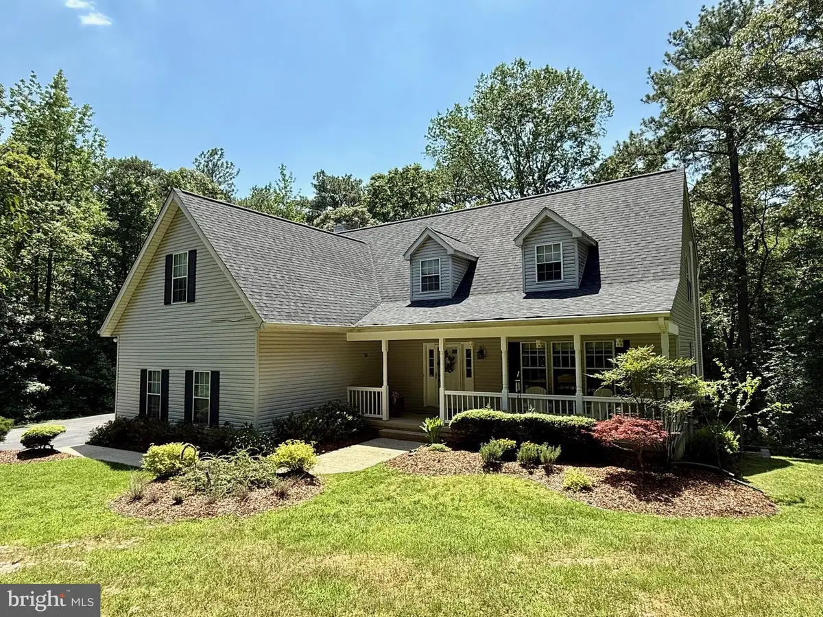 23185 Piney Wood Cir, California, MD 20619 - Image #1